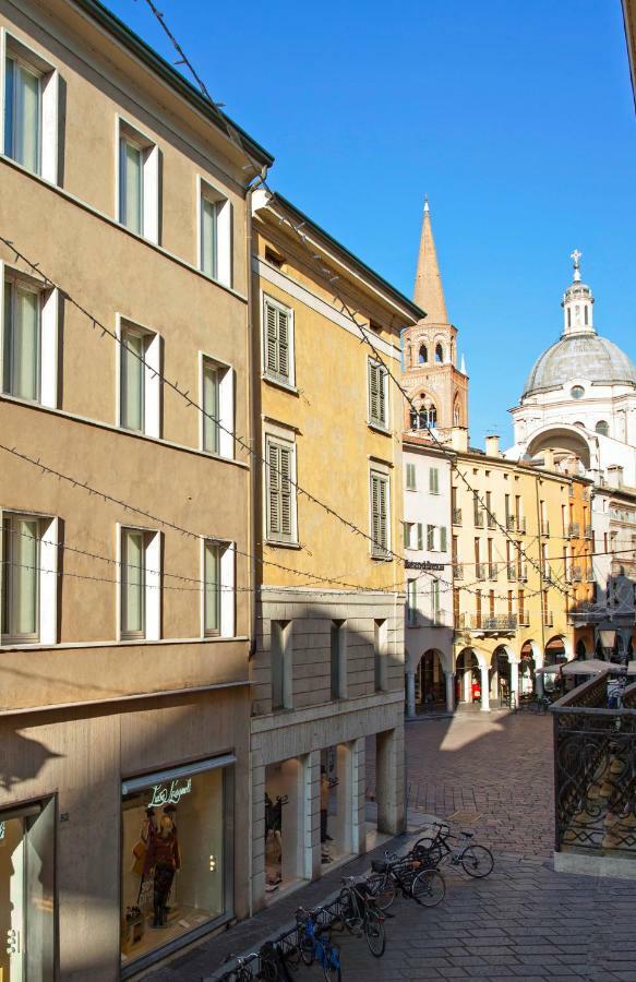 Casa Iolanda Apartment Mantova Bagian luar foto